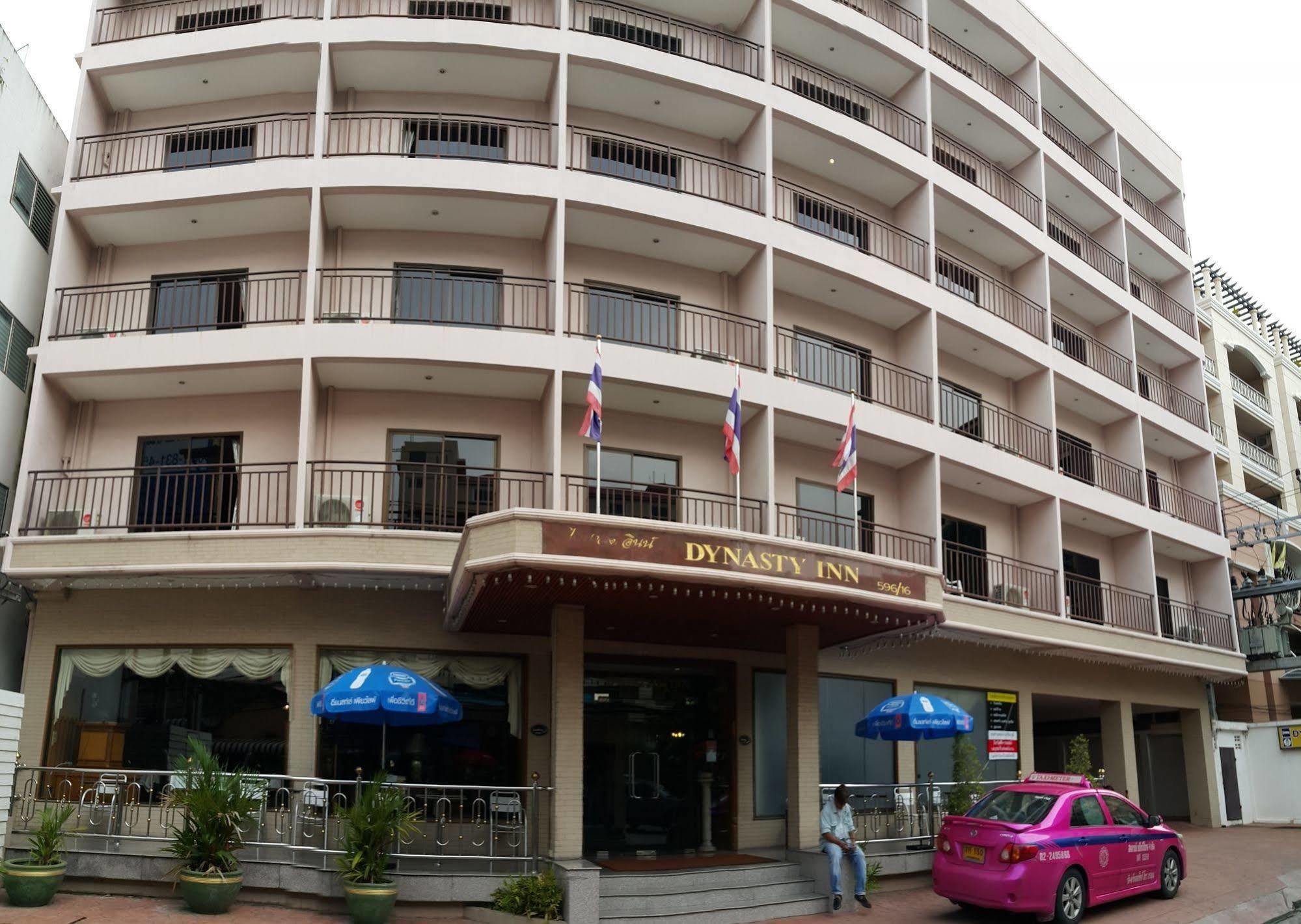 Dynasty Inn Pattaya Kültér fotó